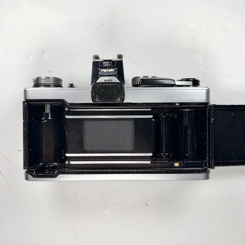 VTG Olympus OM-1N 35mm SLR Film Camera Body Only Silver REPAIR